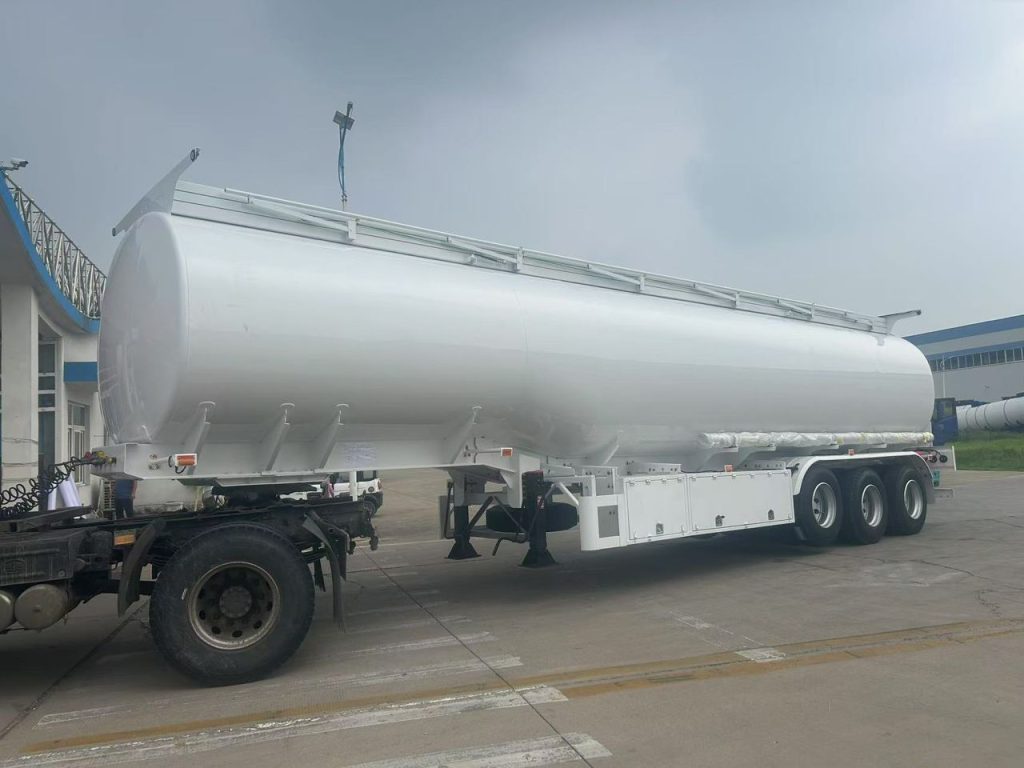 Alluminum Fuel Tanker Tanzania Truck And Trailers